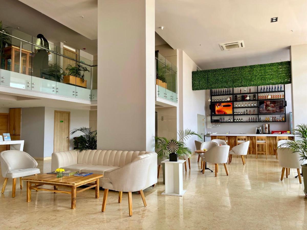 Hotel Wyndham Garden Cartagena  Exterior foto