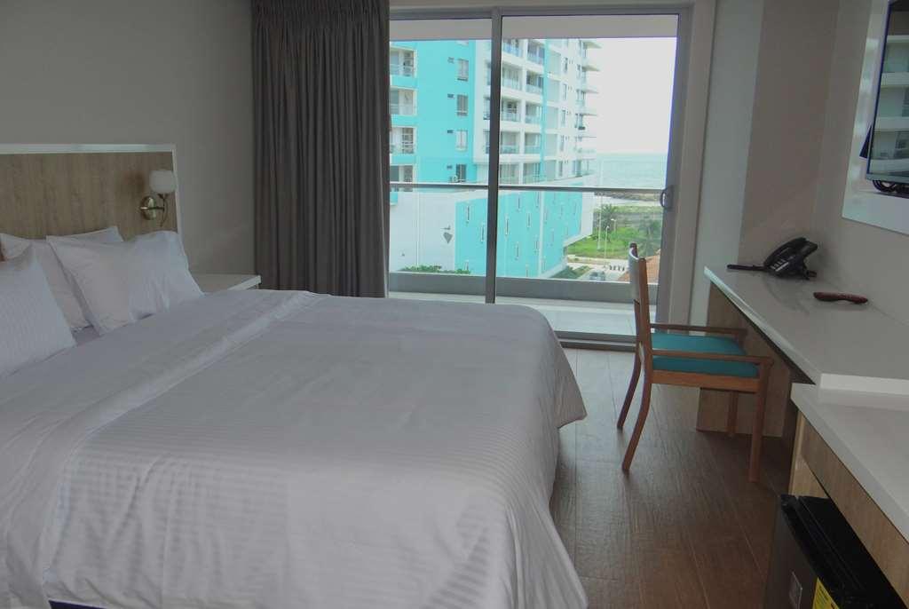 Hotel Wyndham Garden Cartagena  Zimmer foto